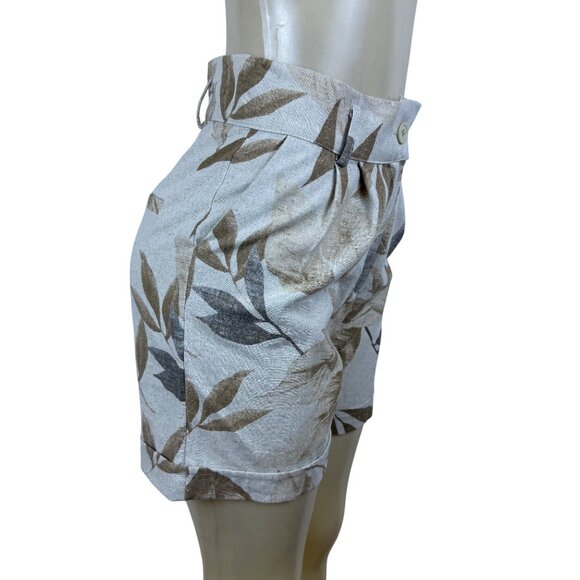 Ay Riss Women’s Gray & Brown Leaf Print High-Waisted Shorts Size M - Picture 2 of 9